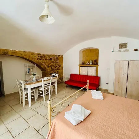 Il Nido Di Circe Галлиполи